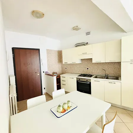 Sunny - Piazza Mazzini - Immobil Relax Apartman